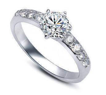 EXQUISITE 1.00CTW 6 CLAW Cr DIAMOND RING **IN STOCK **READY TO SHIP**
