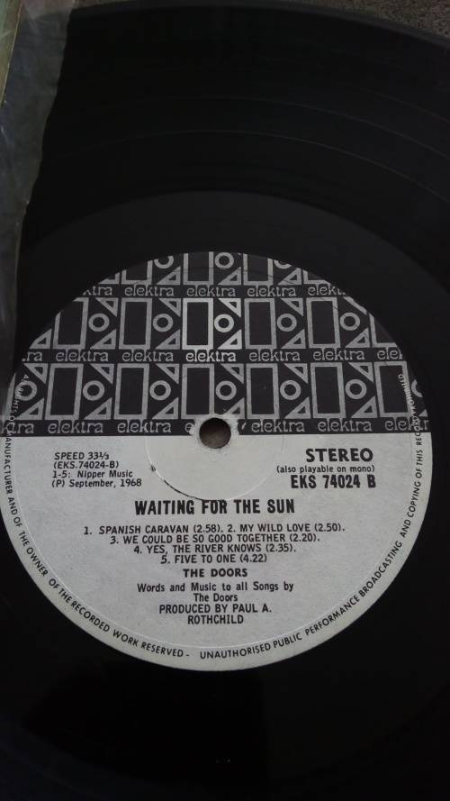 The Doors-Waiting for the Sun,SA press. sleeve vg, vinyl vg to vg+