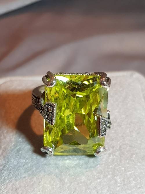 Silver Peridot Green Zirconia and Marquizite Ring