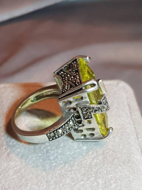 Silver Peridot Green Zirconia and Marquizite Ring