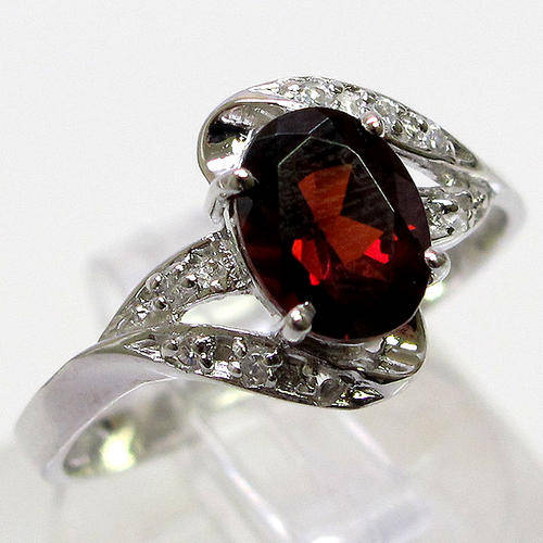 1.5ct Natural Garnet & 925 Solid Sterling Silver Ring Sz 5