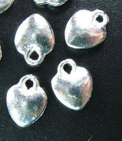 Tibet Silver - solid Heart - 10 x 8mm