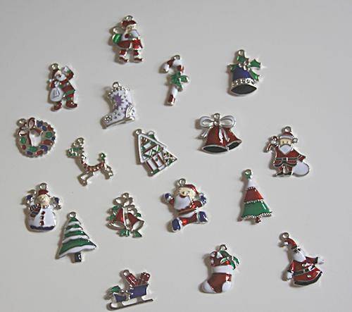 ******GORGEOUS ENAMEL CHRISTMAS CHARMS - Set of 18******