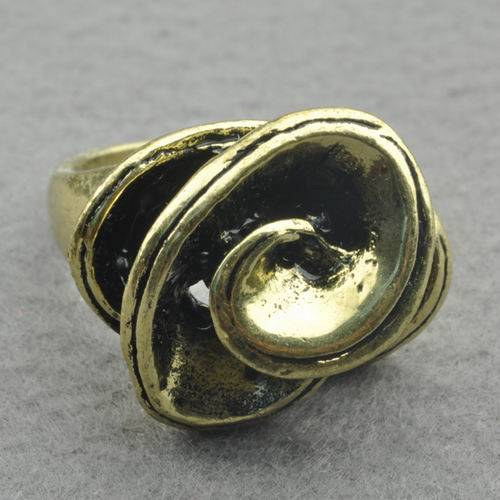 Retro Copper Cocktail Ring - size 9 (R1/5)