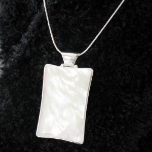 Spectacular Large .925 Sterling & Mother of Pearl Pendant & .925 SS Pendant Chain
