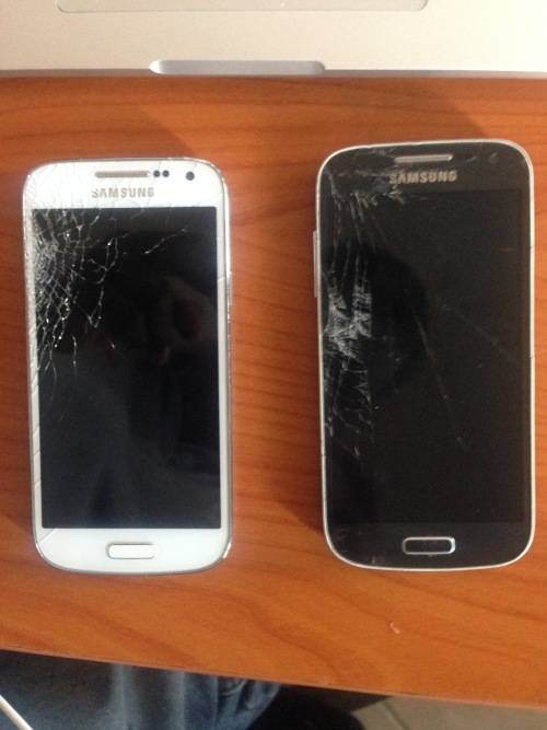 1Black +1White  SAMSUNG GALAXY S mini  :GT-19190 : faulty lcds only (ORIGINAL )