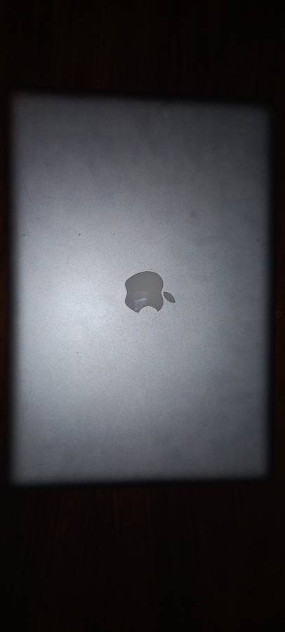 ---READ DESCRIPTION--Macbook pro for Spares