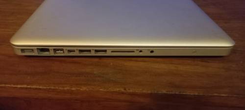 ---READ DESCRIPTION--Macbook pro for Spares
