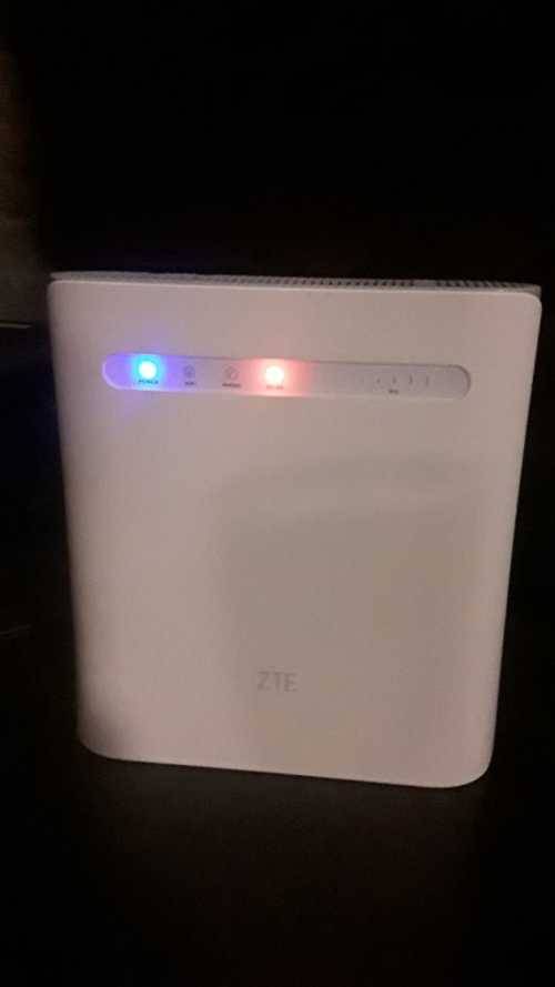 ZTE MF 286F Wireless Router CAT6