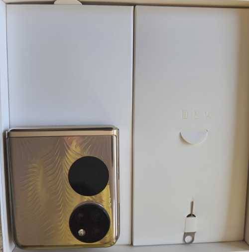 Huawei P50 Pocket limited edition