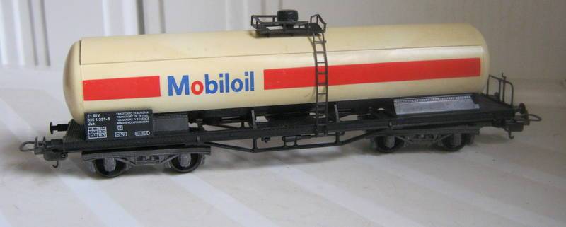 Lima - RIV - Double Bogey Mobil Oil Tanker -  H/O