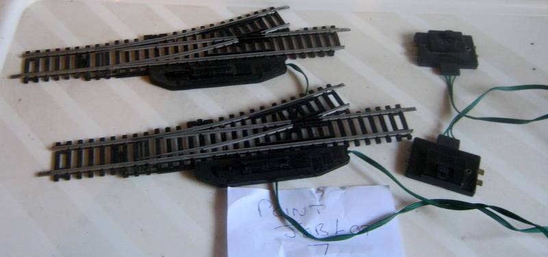QUICK AUCTION!! RAILROOM CLEAROUT!! Job Lot  - Bachmann Express Points - HO/OO