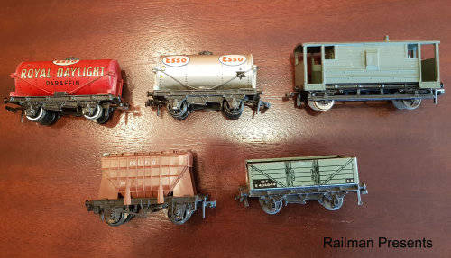 Hornby Dublo Trucks - OO Scale - (Job Lot)