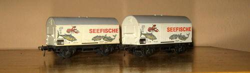 Job Lot -Fleischmann - Sea Fish Vans x 2 - HO/ OO
