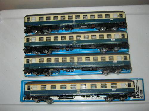 Job Lot - Marklin - 4111 and 4112 DB Express Coaches - HO