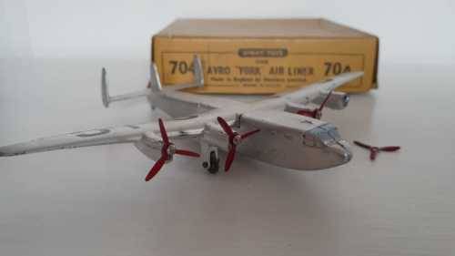 Dinky 70A Avro York Airliner with Original box and extra Dinky Meteor die cast plane