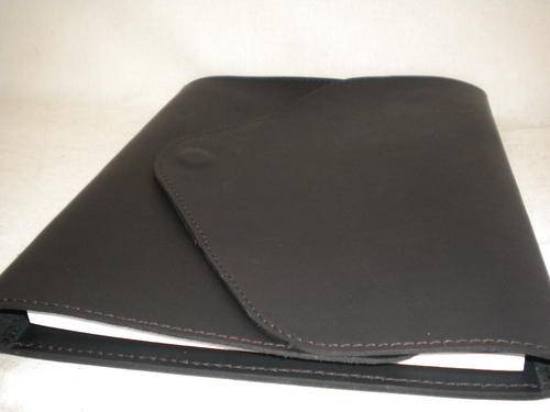 Leather Barn Owl A4 fold CARBON BLACK, Magnetic Closure