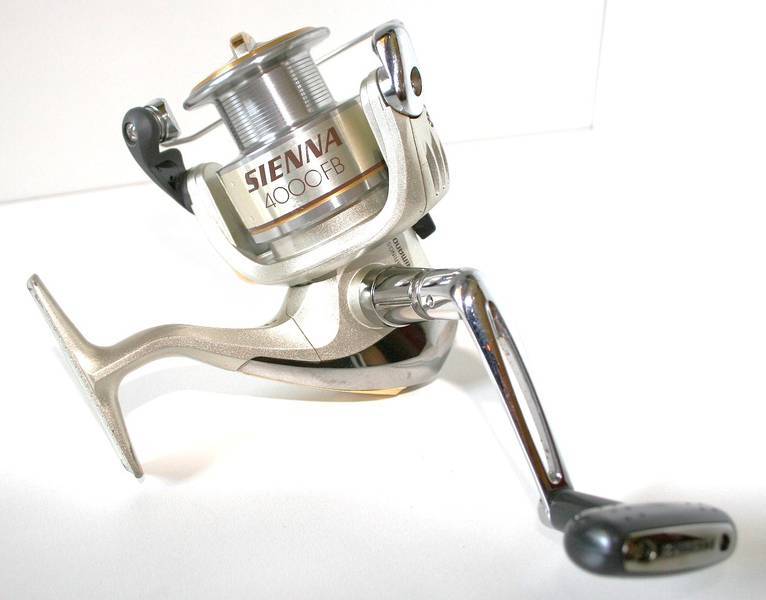 Shimano Sienna 4000FB Spinning Reel