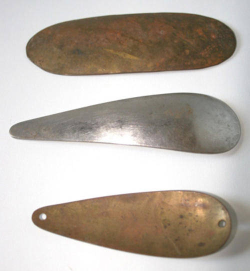 Spoon Two Tone Chrome/Brass 5oz with hook