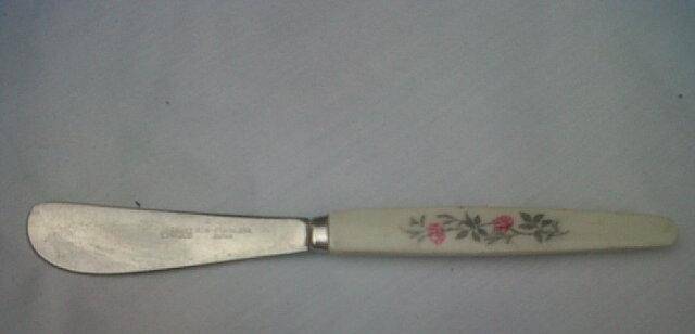very old antique butter knife