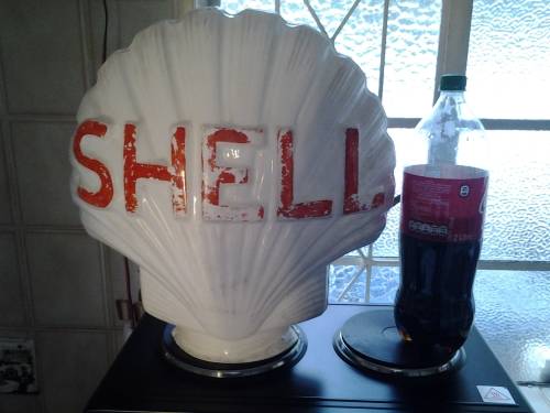 vintage style shell oil sign