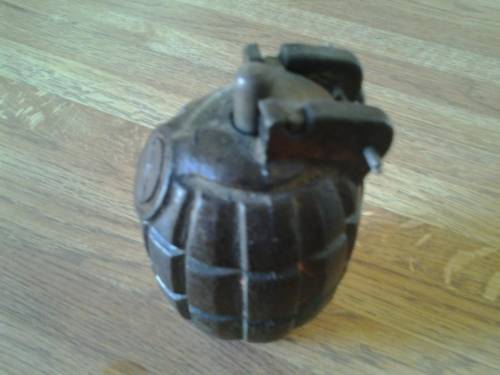 grenade ww2 british mills grenade