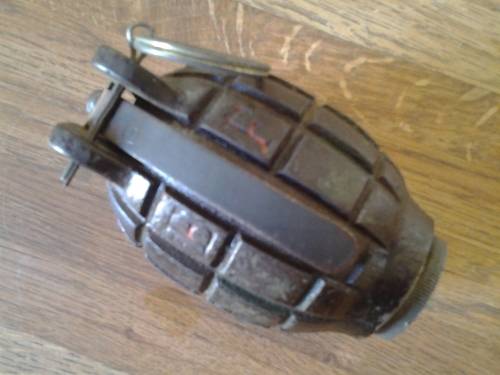 grenade ww2 british mills grenade