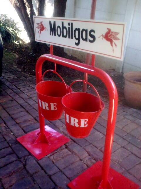 Mobil Fire Bucket