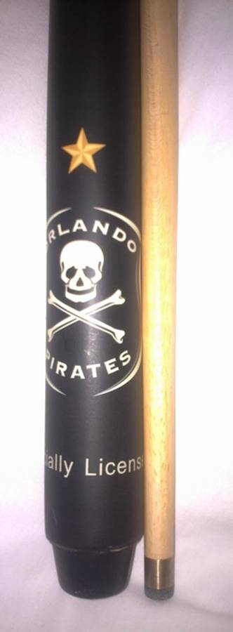 branded pool/snooker cue