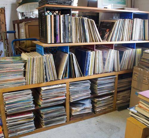 MASSIVE LOT 2500 LP'S - Collection only - Kleinmond, W. Cape - PLEASE READ CONDITIONS BEFORE BIDDING
