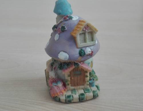 Miniature (Bunny Family) Mushroom House - height 8cm. width 5cm depth 5cm