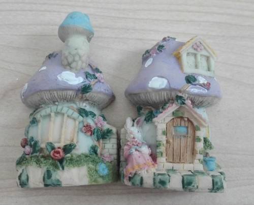 Miniature (Bunny Family) Mushroom House - height 8cm. width 5cm depth 5cm