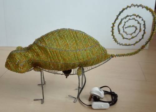 Beaded Wire Gecko Lamp