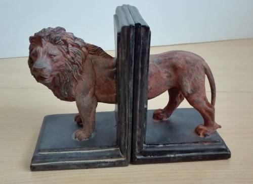 Set Lion Figurine Bookend