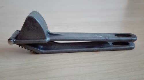 Old (Ikea) Metal Garlic Crusher - Made in Taiwan