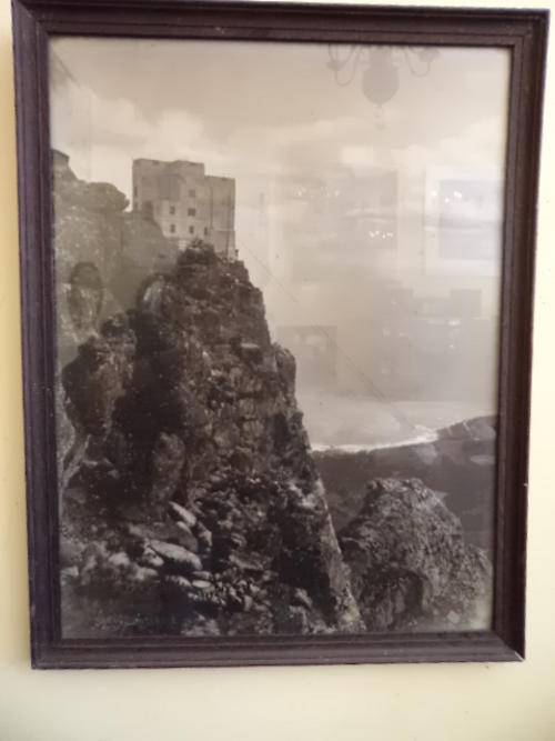 Old black and white photograph of Cable Car