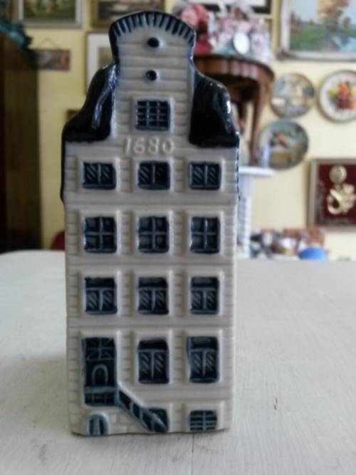 Blue Delft`s Made for KLM by Bols House No. 14