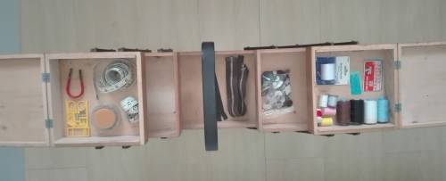 Vintage Wooden (Dovetail) Cantilever Expanding Sewing Box/Organiser