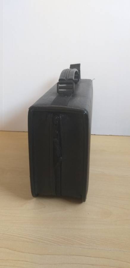 Cd Storage Case./Holder
