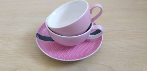 Pretty Pink Teapot with Two Tea cups