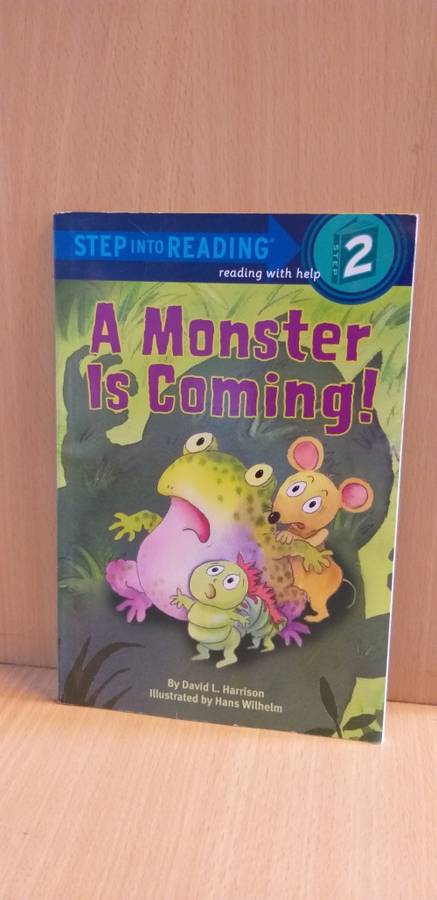 Step into Reading (Step 2) A Monster is Coming : David L. Harrison