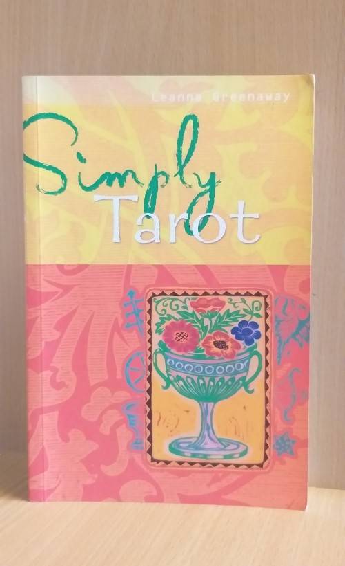 Simply Tarot : Leanna Greenaway (Paperback)