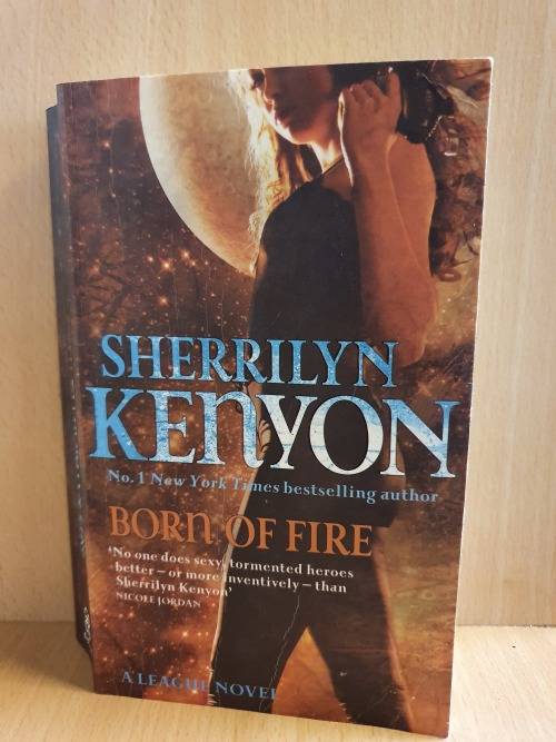 Born of Fire: Sherrilyn Kenyon (Paperback)