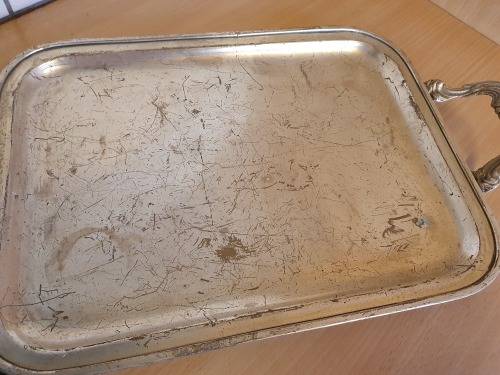 Metal Serving Tray (39cm x 29cm)