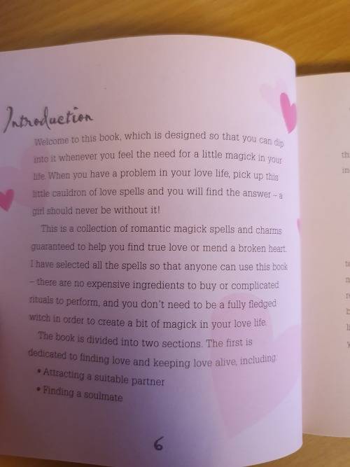 Little Cauldron of Love Spells (Paperback)