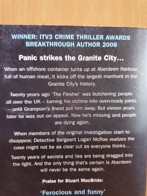 Flesh House: Stuart Macbride (Paperback)