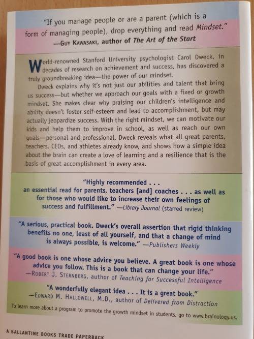 Mindset - How we can learn to fulfill our potential : Carol S. Dweck, Ph.D. (Paperback)