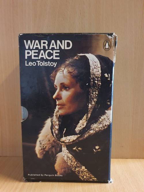 Set of 2 - War and Peace 1 & War and Peace 2 : Leo Tolstoy (Paperback)