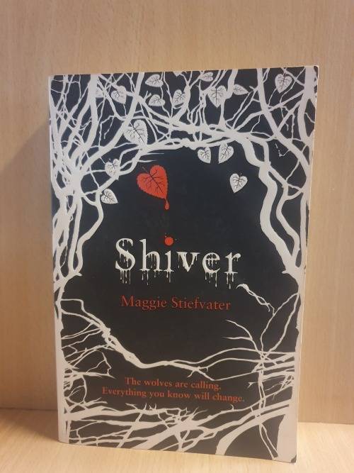 Shiver: Maggie Stiefvater (Paperback)
