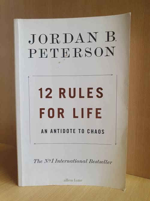 12 Rules for Life: Jordan B. Peterson (Paperback)